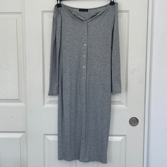Off the shoulder button down dress - Picture 1 of 2